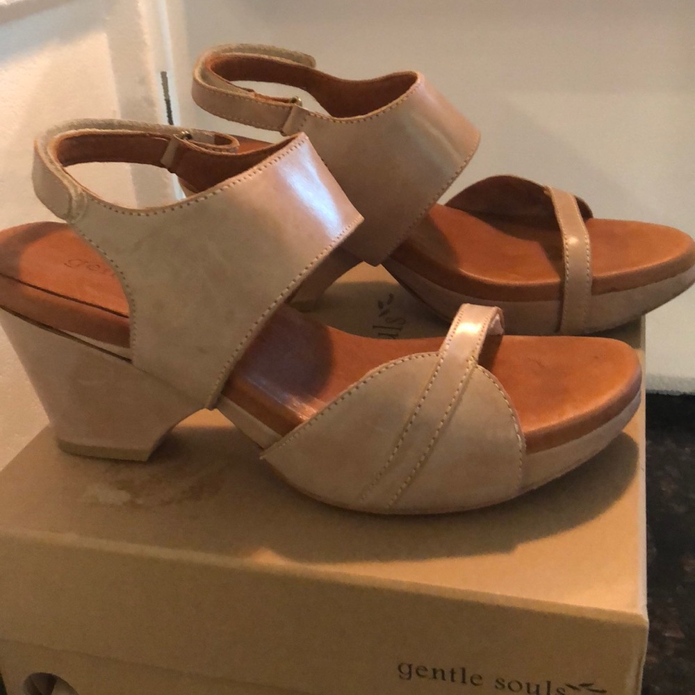 Sandals sexy!